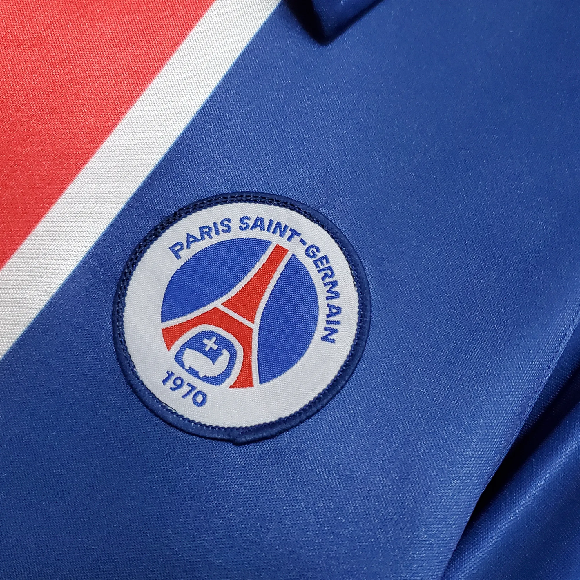 98-99 PSG home 2