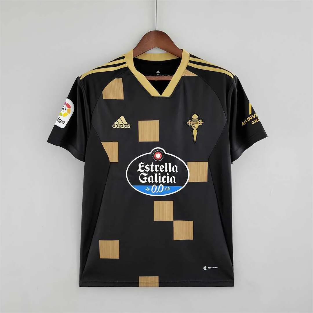 22-23 Celta away 10