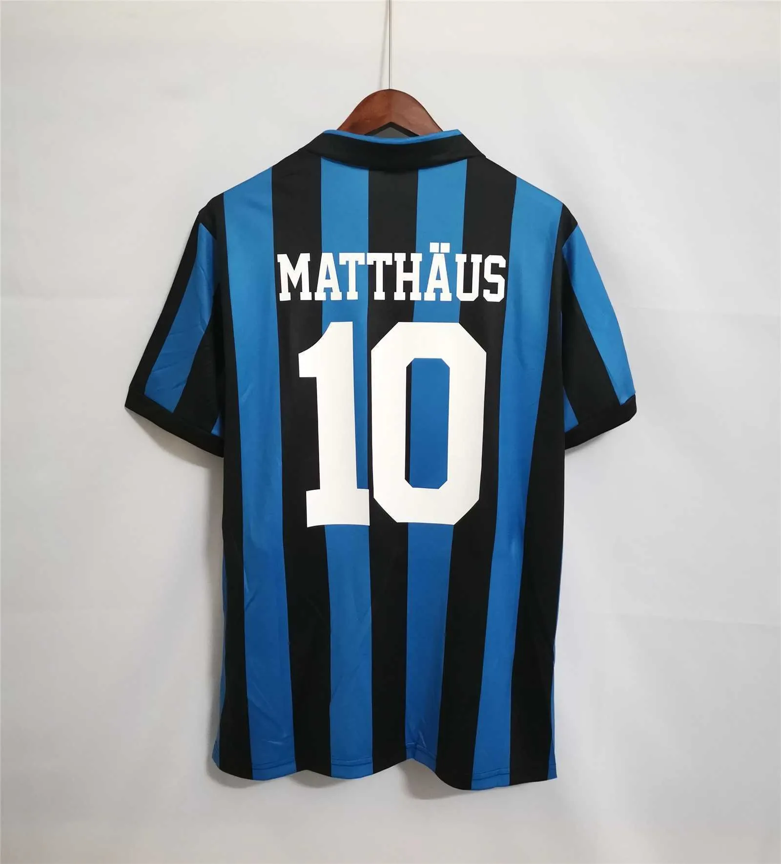 88-90 Inter Milan home 10