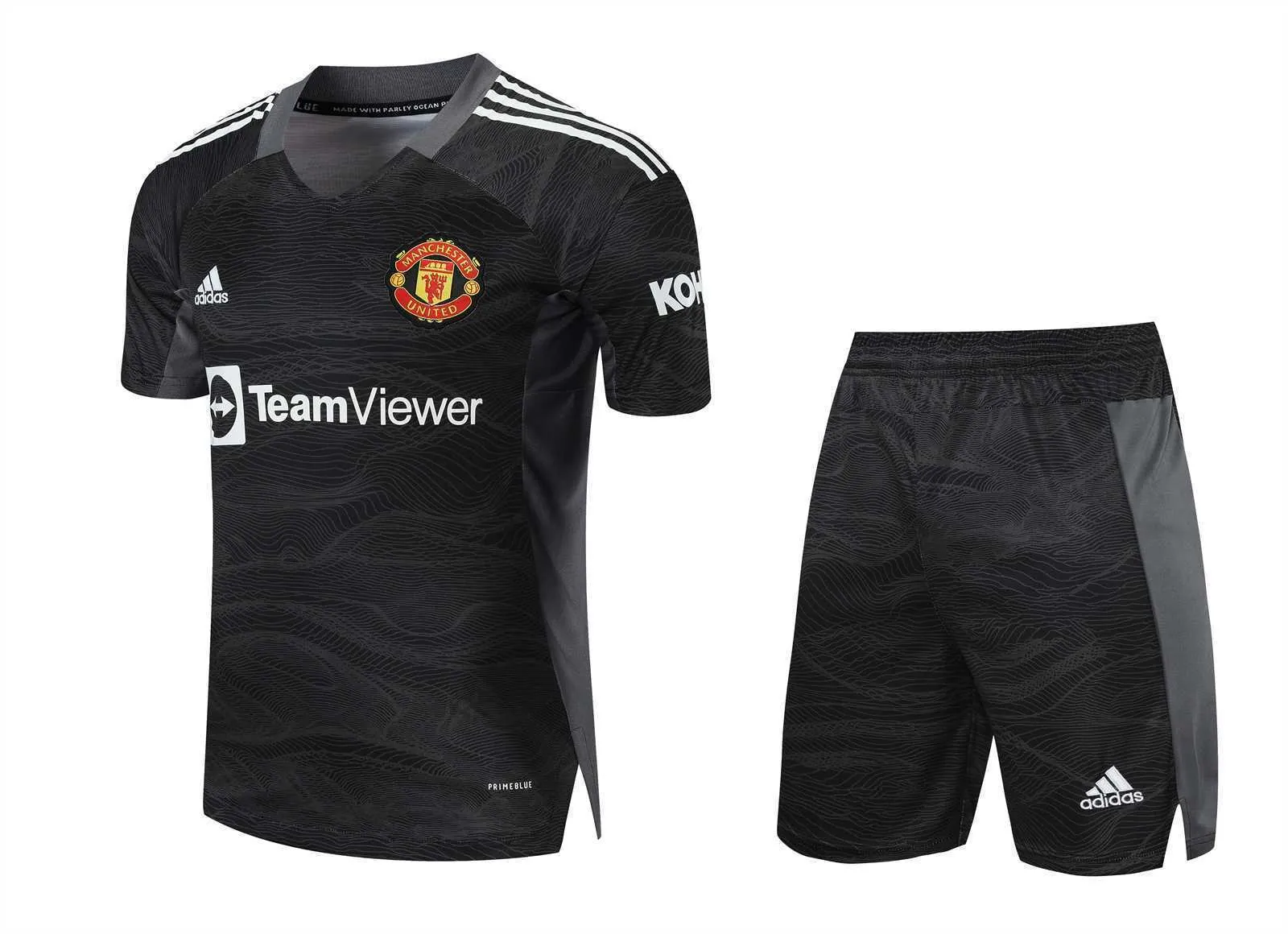 21-22 Manchester United black goalkeeper 19