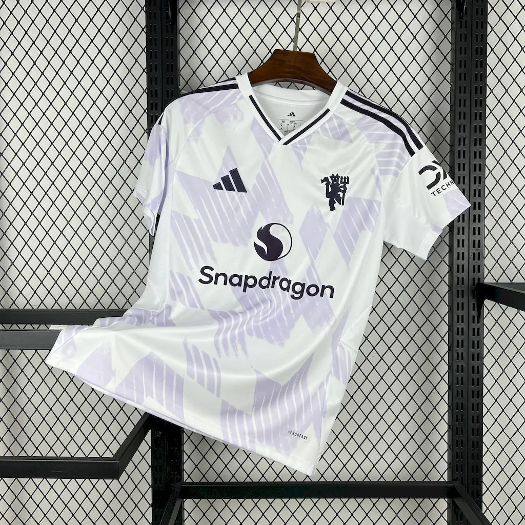 25-26 Manchester United Away Kit Football T-Shirt AAAAJersey Supply Yupoo 6