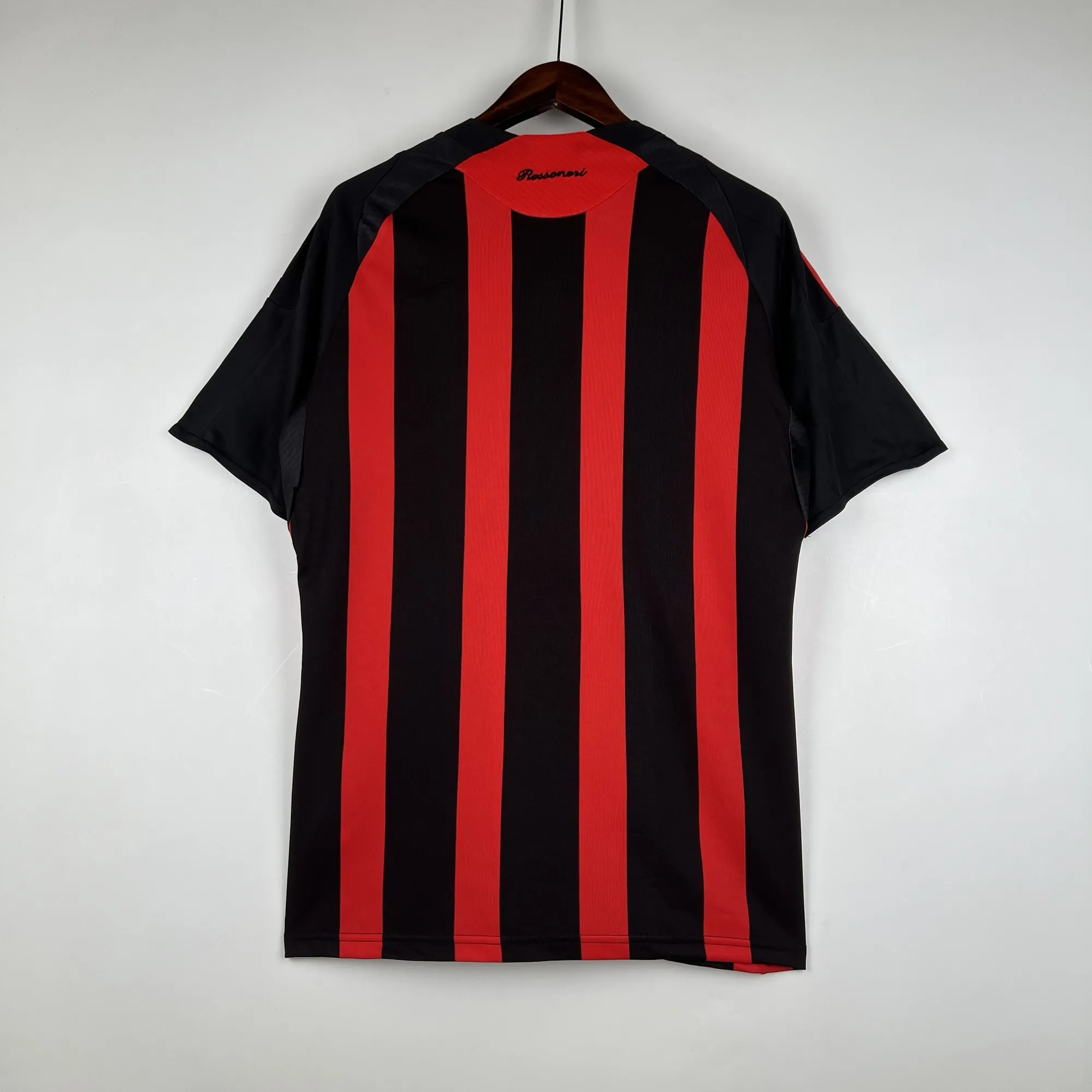 08-09 Retro AC Milan Home S-XXL 3