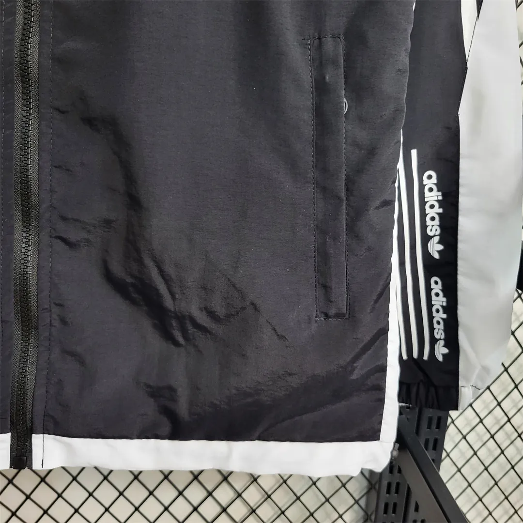 Windbreaker Adidas Black 8