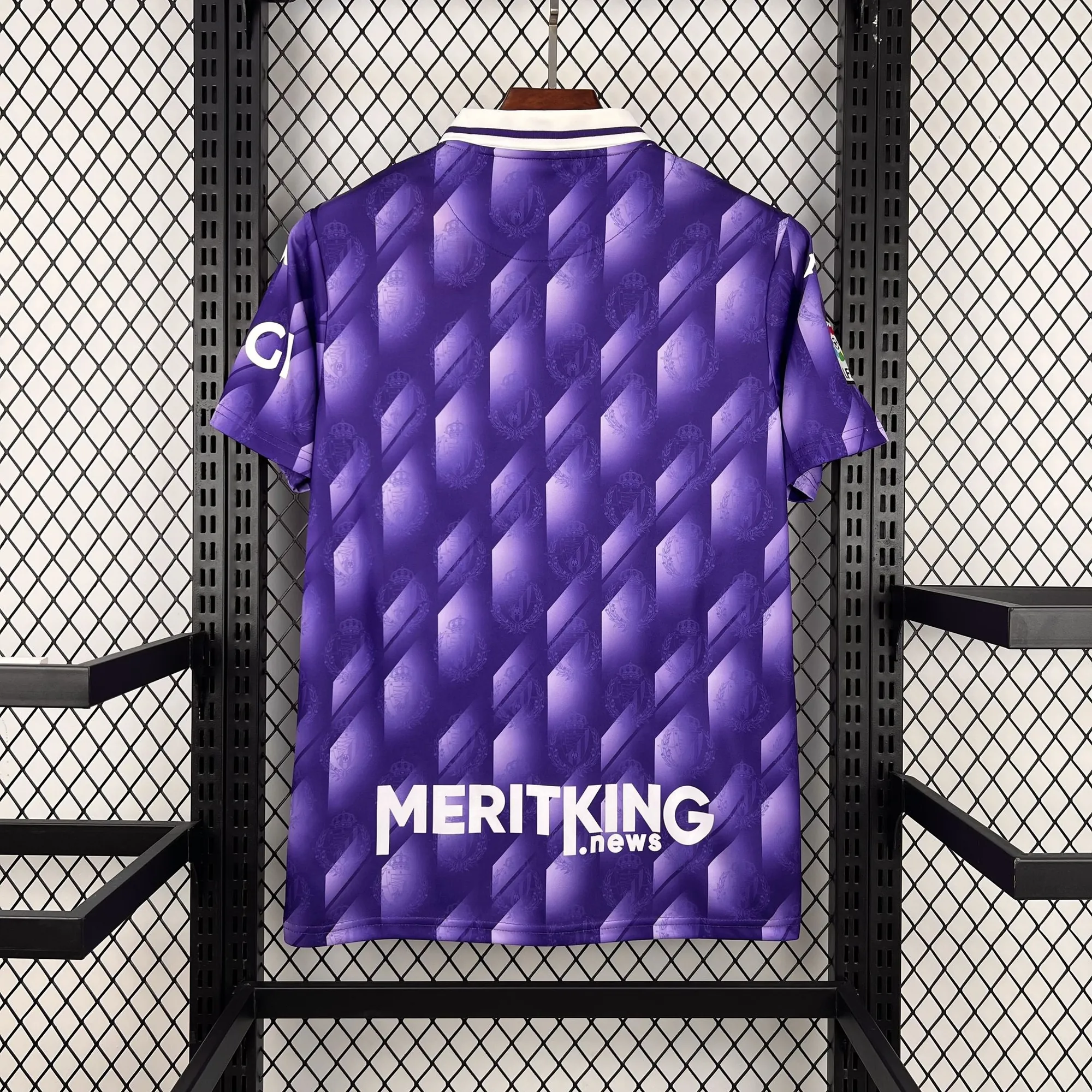 26-27 Real Valladolid Mens Special Edition Kit Football T-Shirt AAAAJersey Wholesale Yupoo 8 1