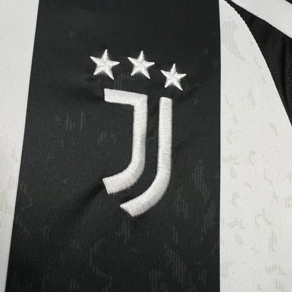 24-25 Juventus Home Kit With Sponsor Soccer Uniforms Football AAAAJersey Yupoo S-4XL 1