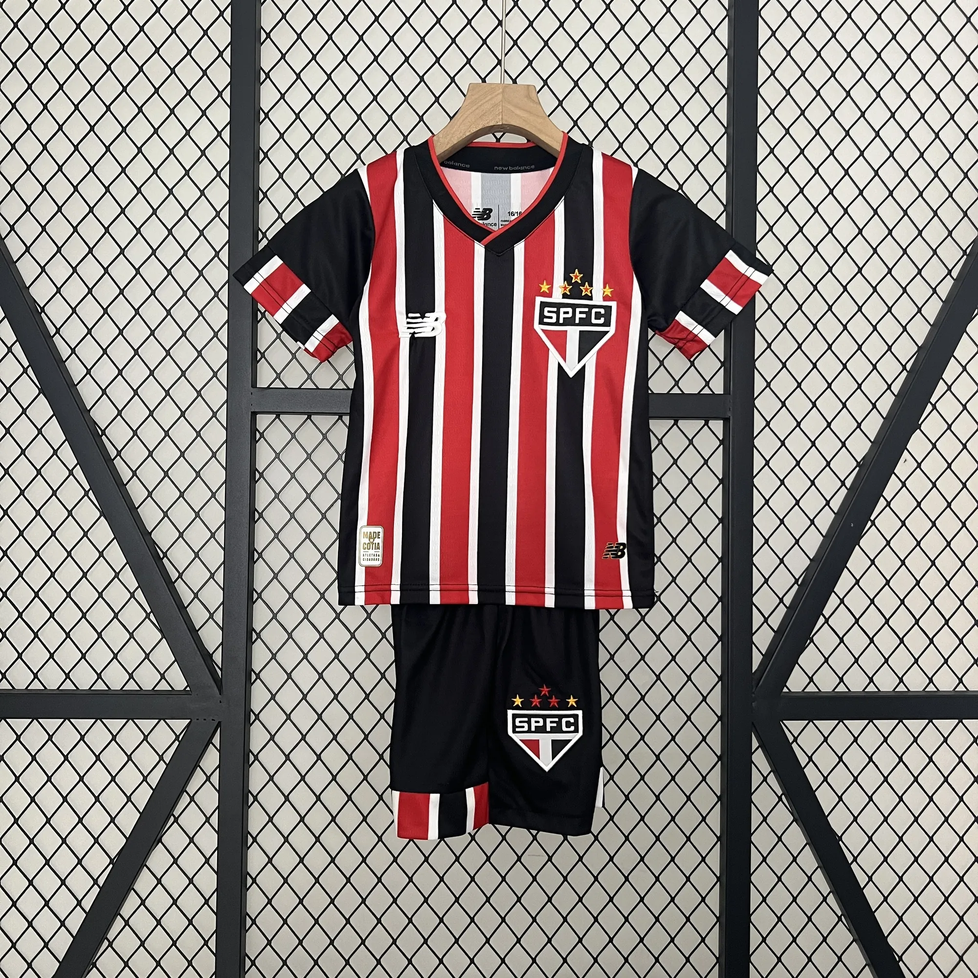 24-25 Sao Paulo Away Kid Kits Youth Apparels Football AAAAJersey Yupoo 10