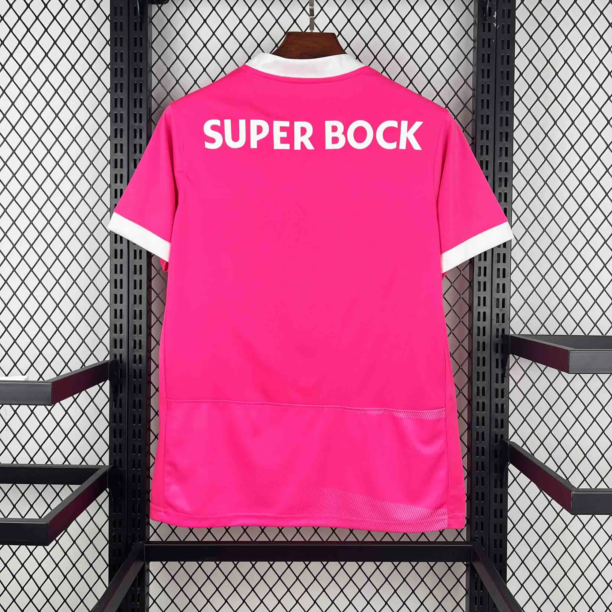 26-27 Sporting Lisbon Mens Special Edition Kit Pink T-Shirt Football AAAAJersey Supply Yupoo 6 6