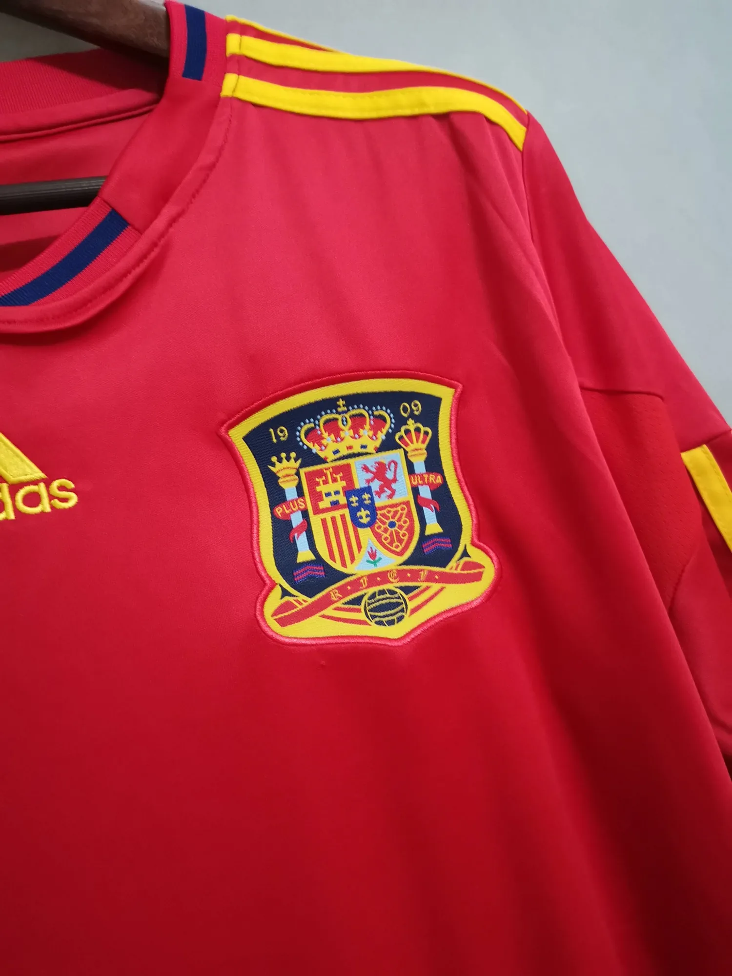 2010 Spain home 15