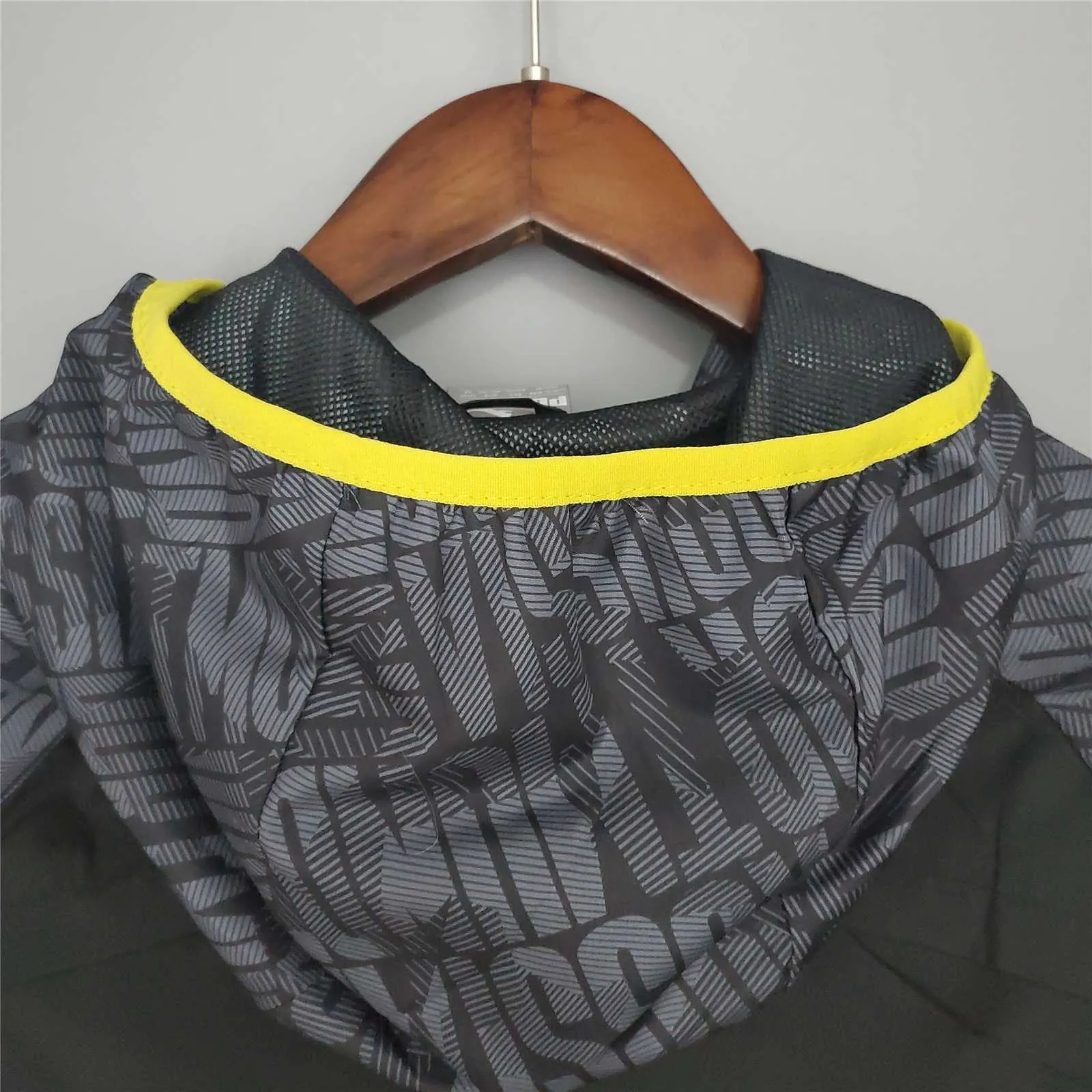 21-22 Dortmund Black Grey Windbreaker 4