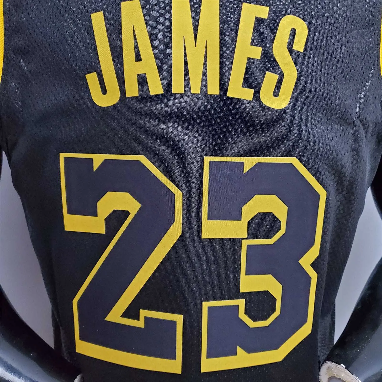 James #23 Lakers black1684437086000 4