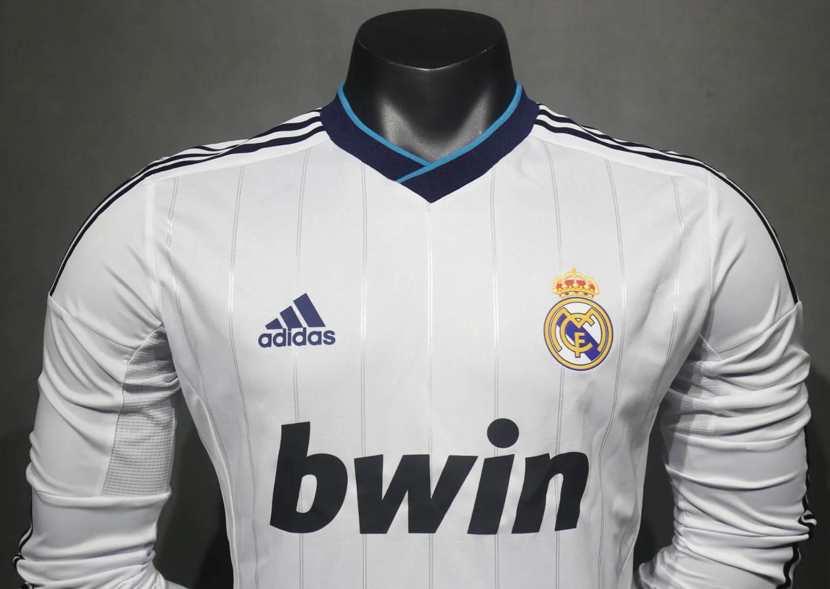 12-13 Real Madrid Home Retro Kit Vintage Player Version Long Sleeve Shirt AAAAJersey Dropship Y 1