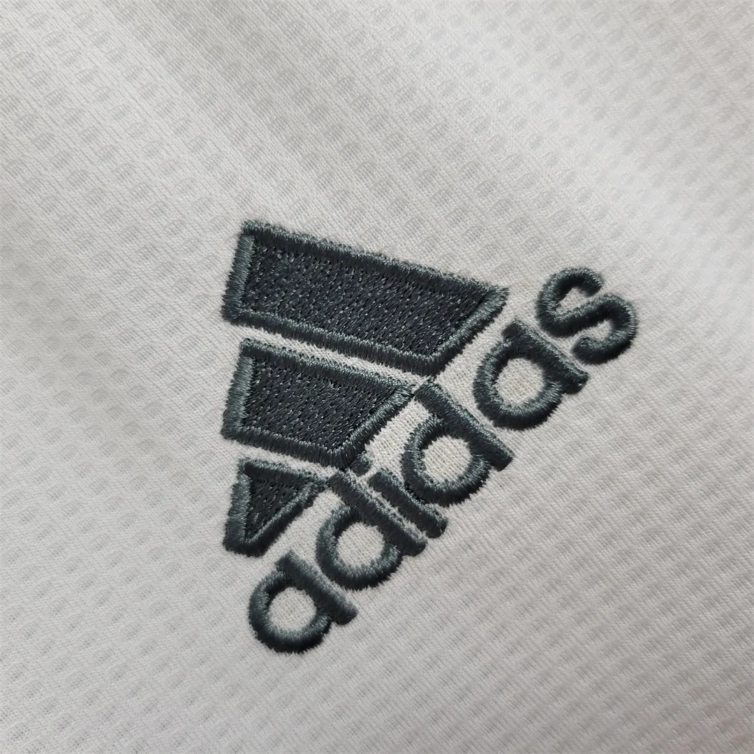 15-16 Real Madrid home 7