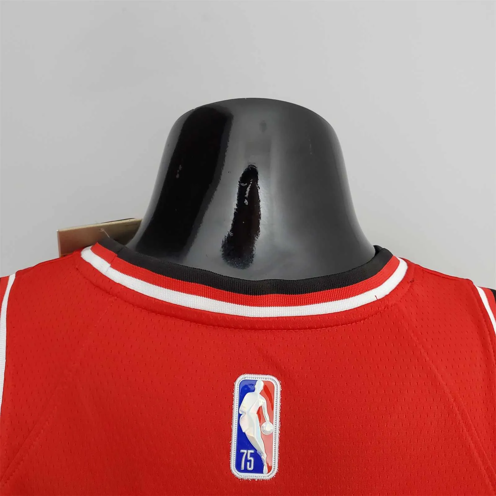 75th Anniversary 2022 Season Chicago Bulls DeROZAN#11 City Edition Red NBA Jersey 5