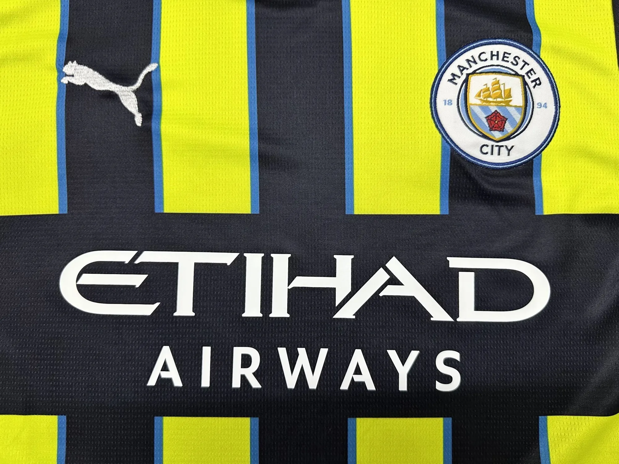 24-25 Manchester City Away Kit Football Apparels Sport AAAAJersey Yupoo 2