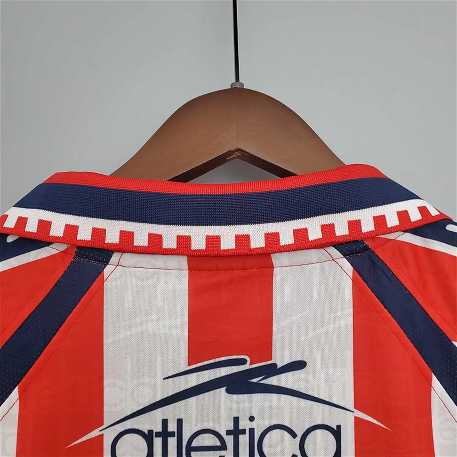 99-00 Chivas home1684414411000 1