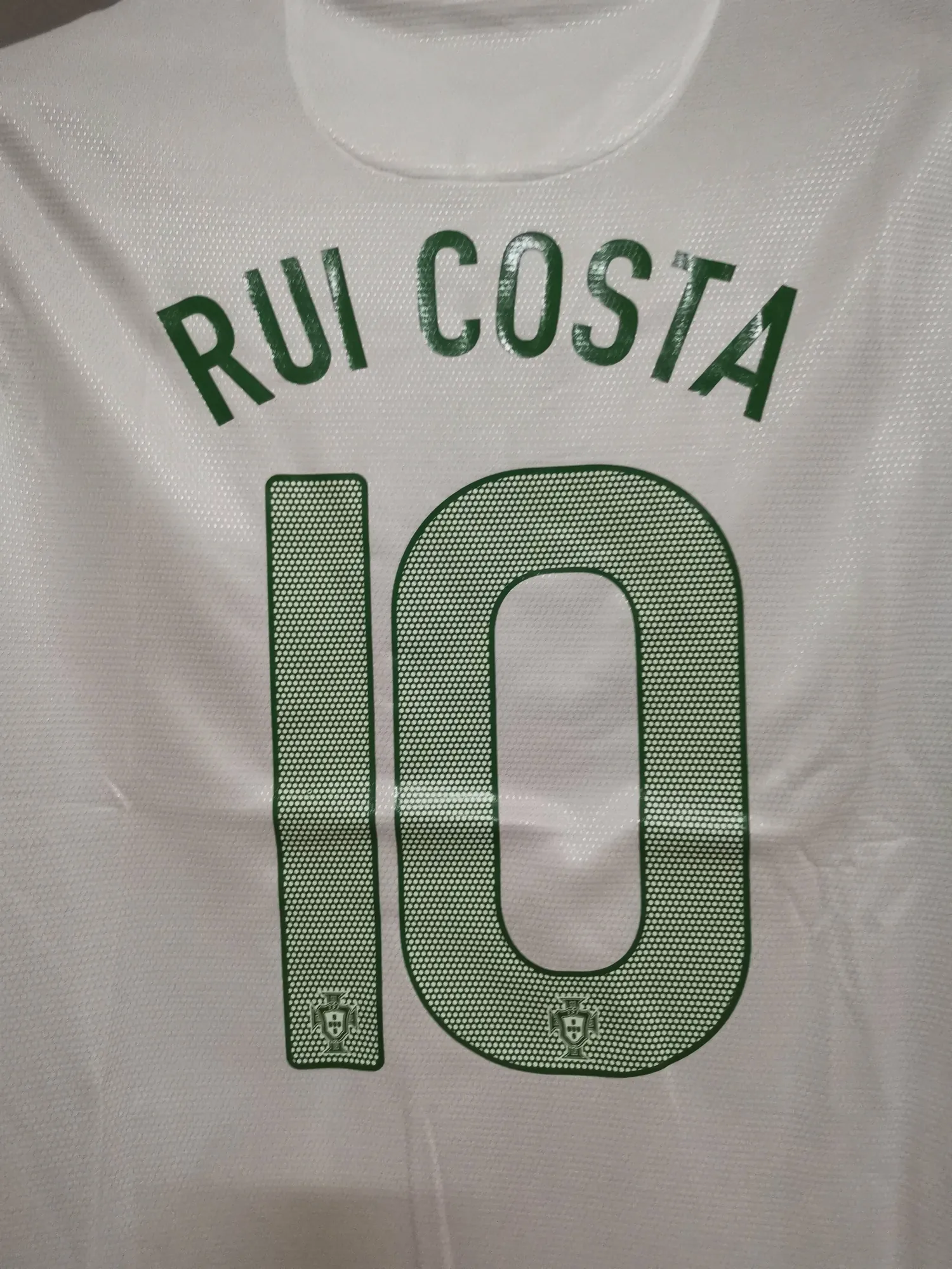 2012 Portugal away white 14
