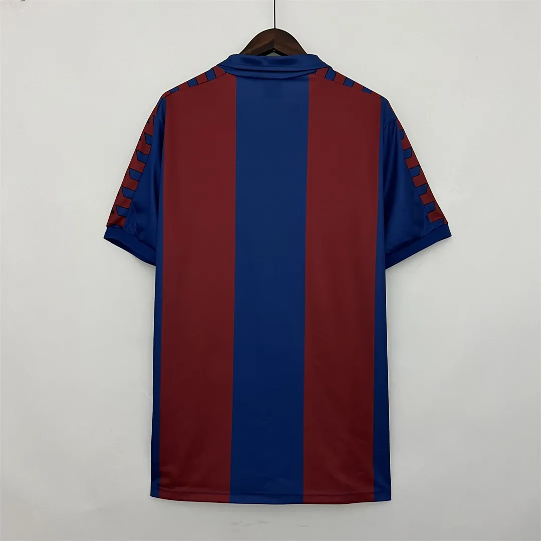 80-82 Barcelona home 7
