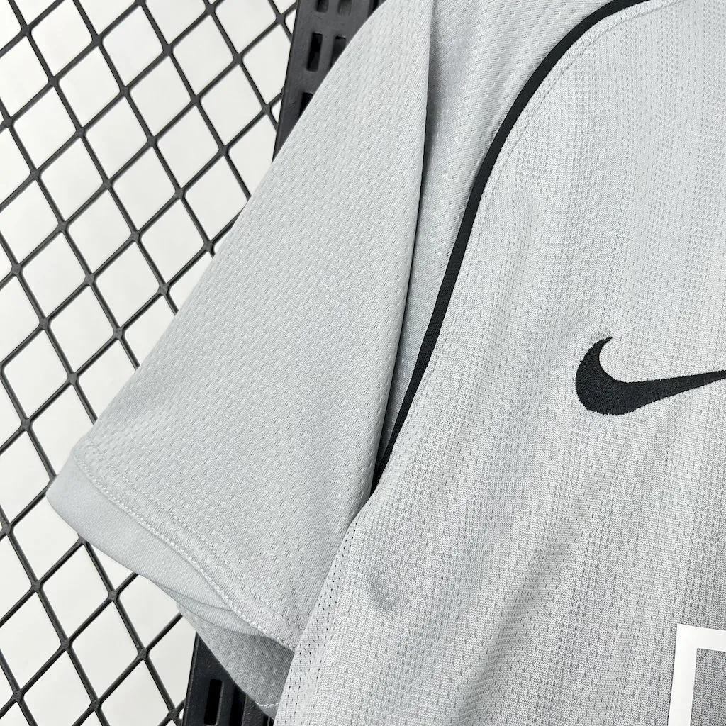 07-08 Manchester United Goalkeeper Retro Kit Vintage T-Shirt Soccer AAAAJersey Yupoo 2