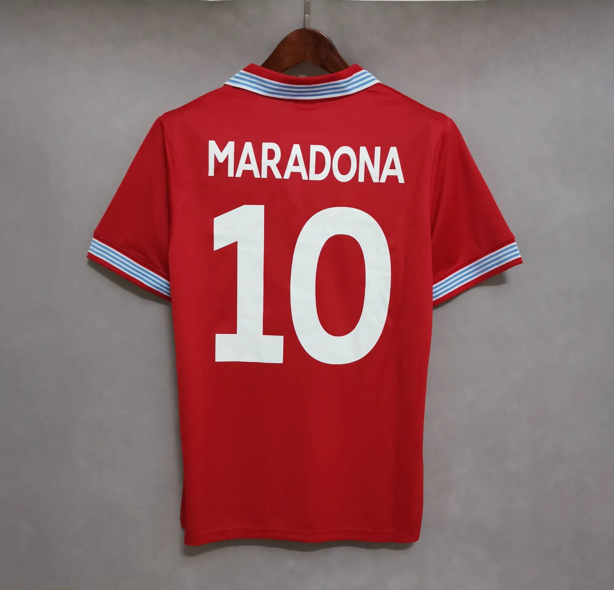 88-89 Napoli away red 7