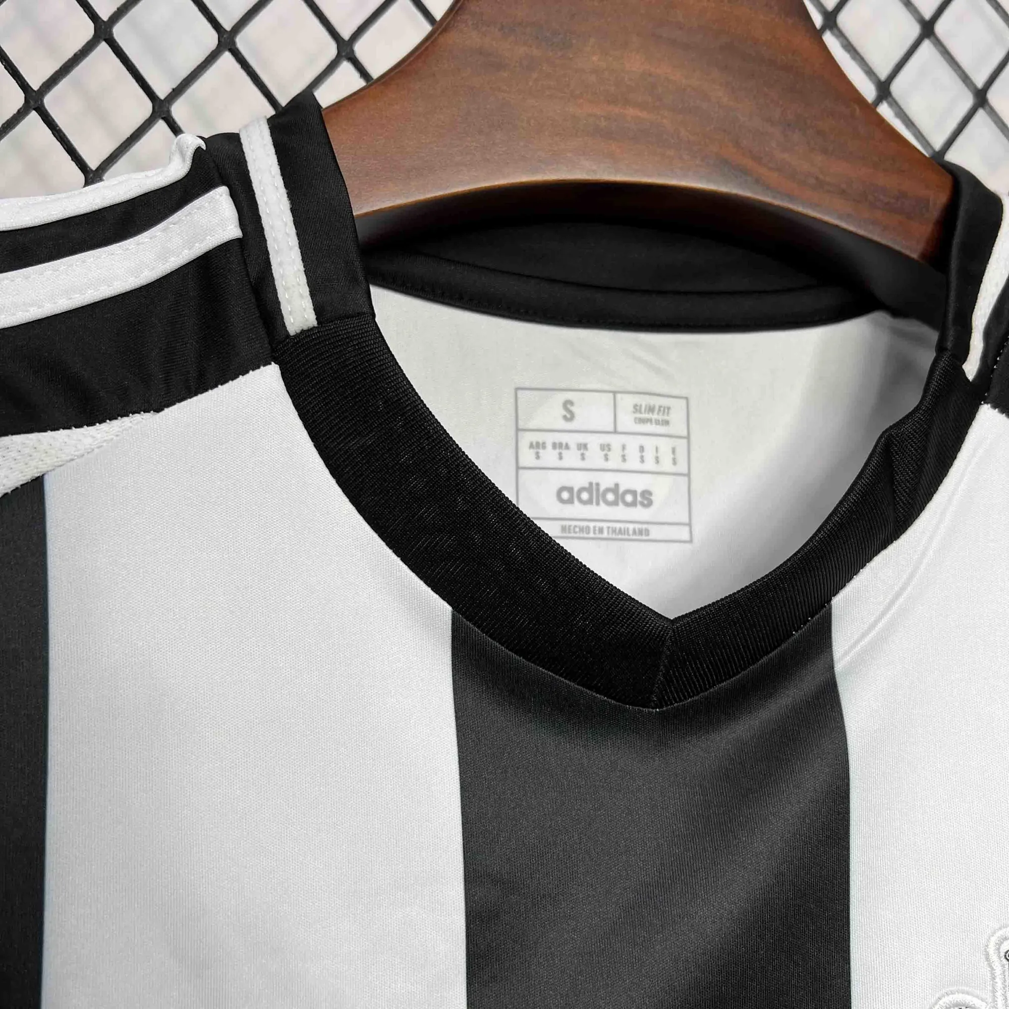 24-25 Newcastle United Home Kit AAAAJersey Supplier Yupoo 2