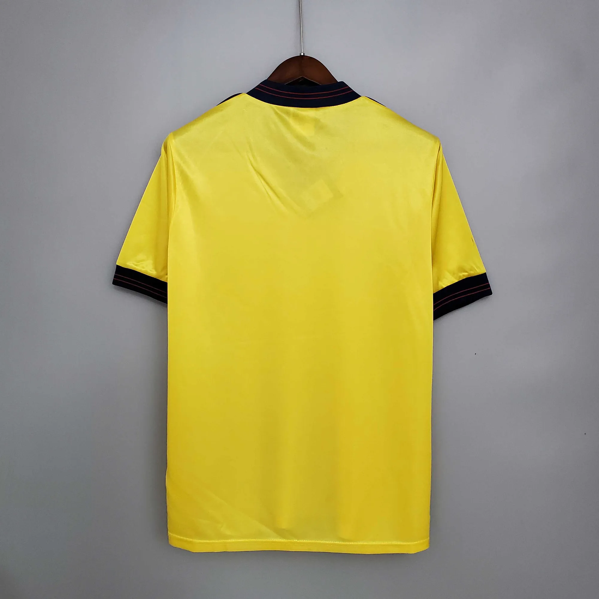 83-86 Arsenal away 5