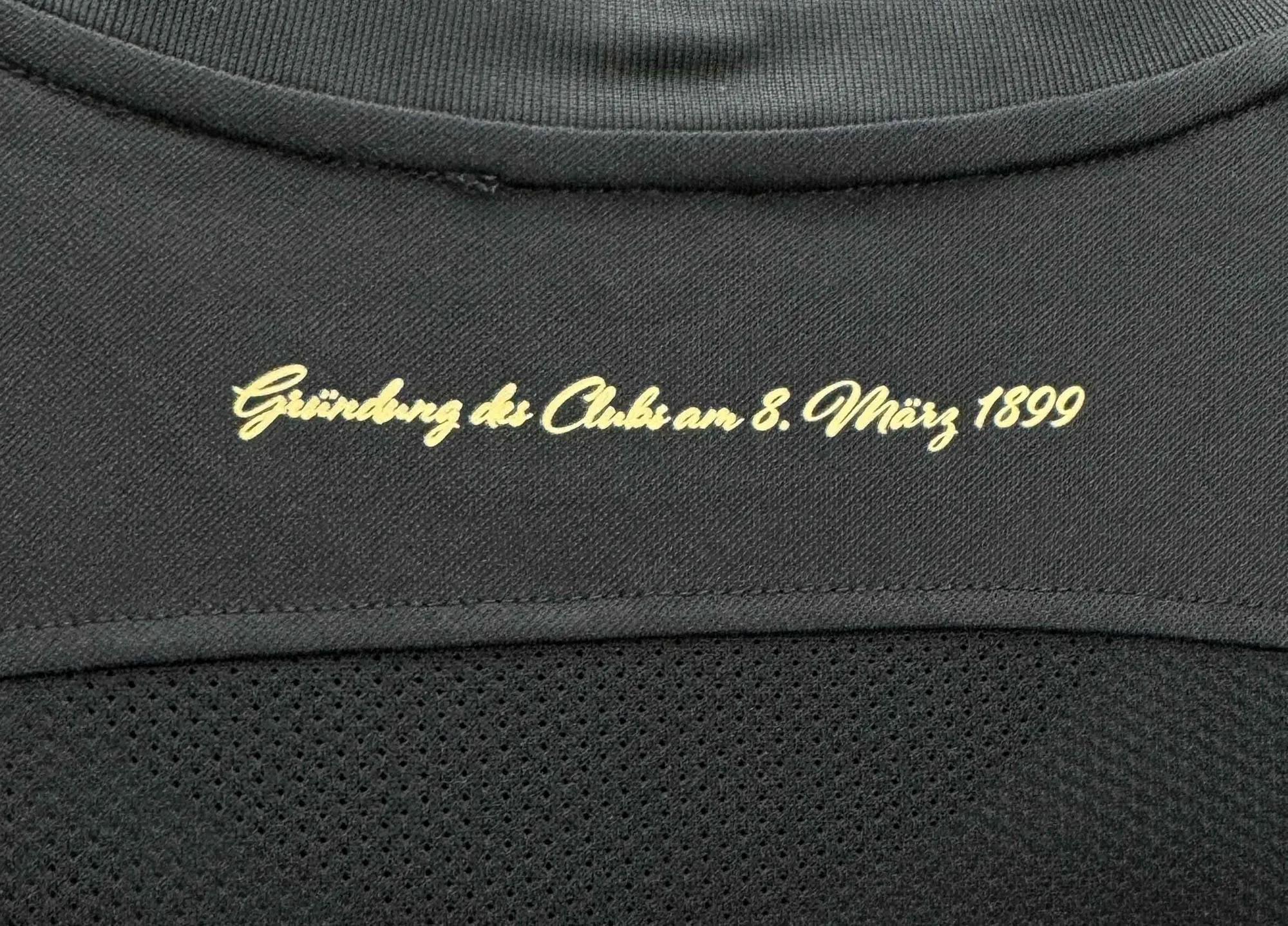 24-25 Frankfurt 125th Anniversary Edition Kit Jersey Supplier Yupoo 3