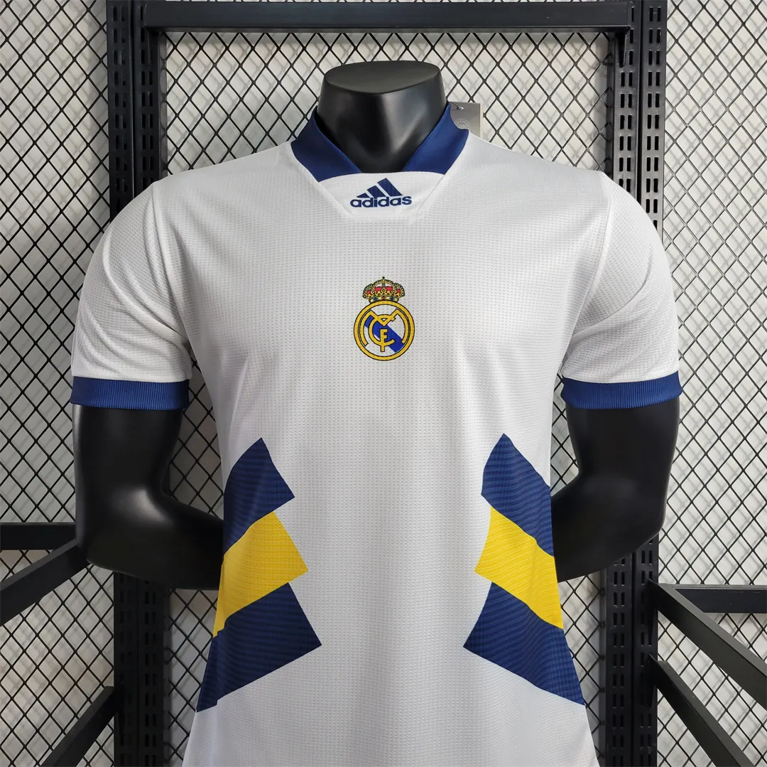 23-24 Real Madrid Casual player version 4