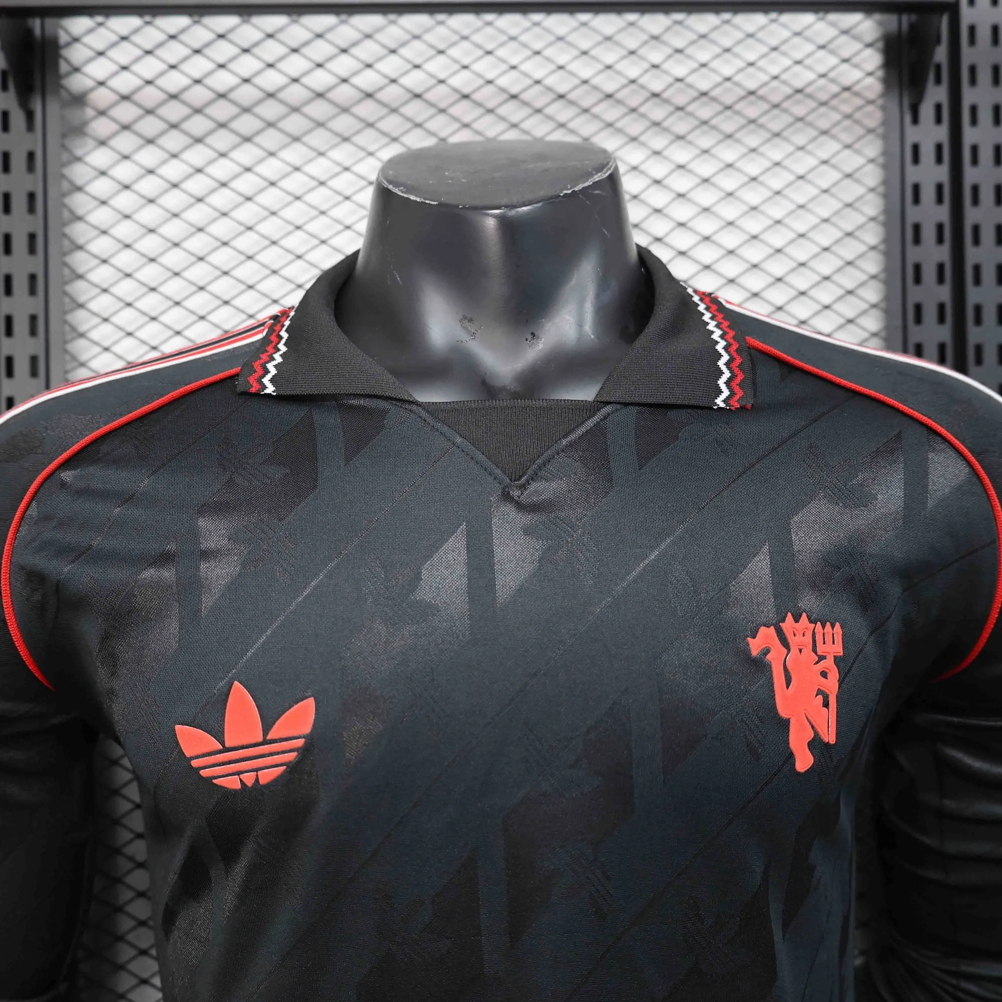 25-26 Manchester United OG Black Long Sleeve Kit Player Version Shirt AAAAJersey Dropship Yupoo 1