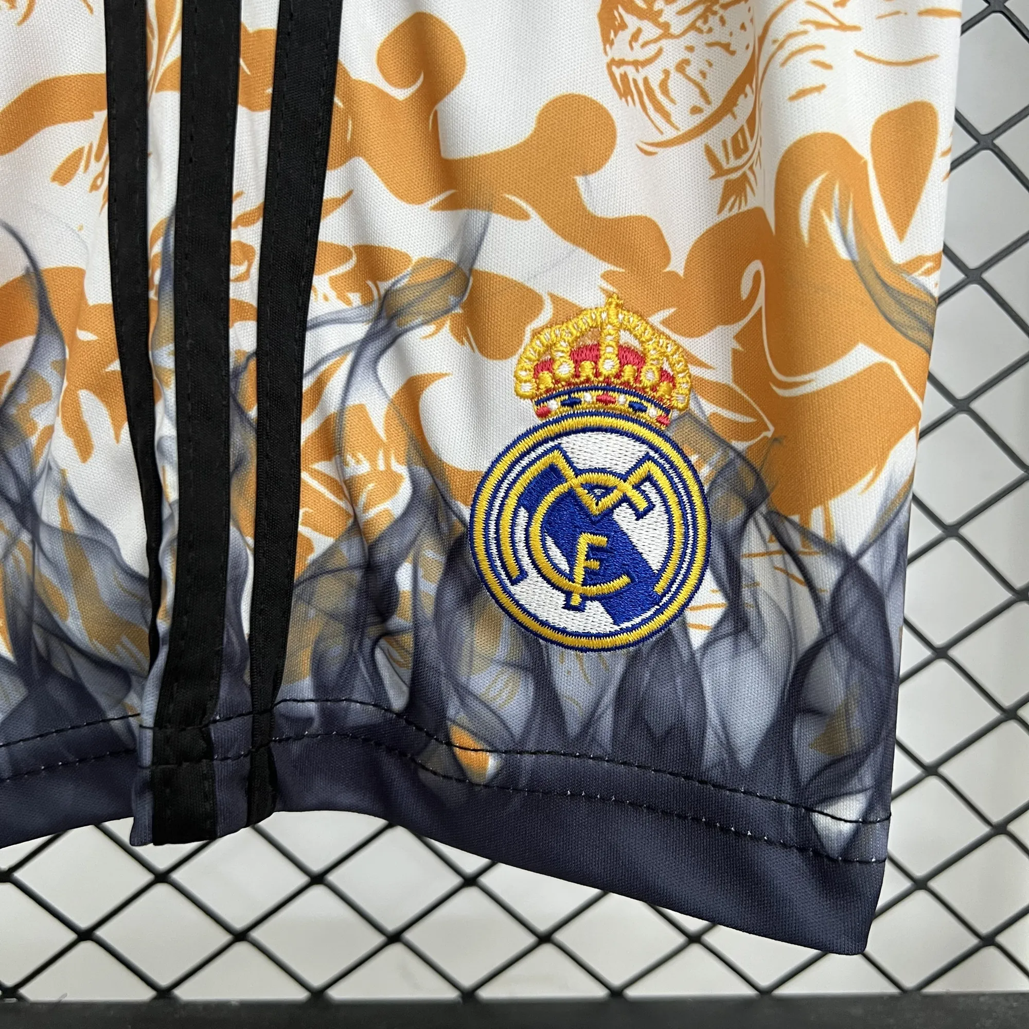 25-26 Real Madrid Special Edition Kids Kit Football Youth Apparels Dragon AAAAJersey Supply Yup 4