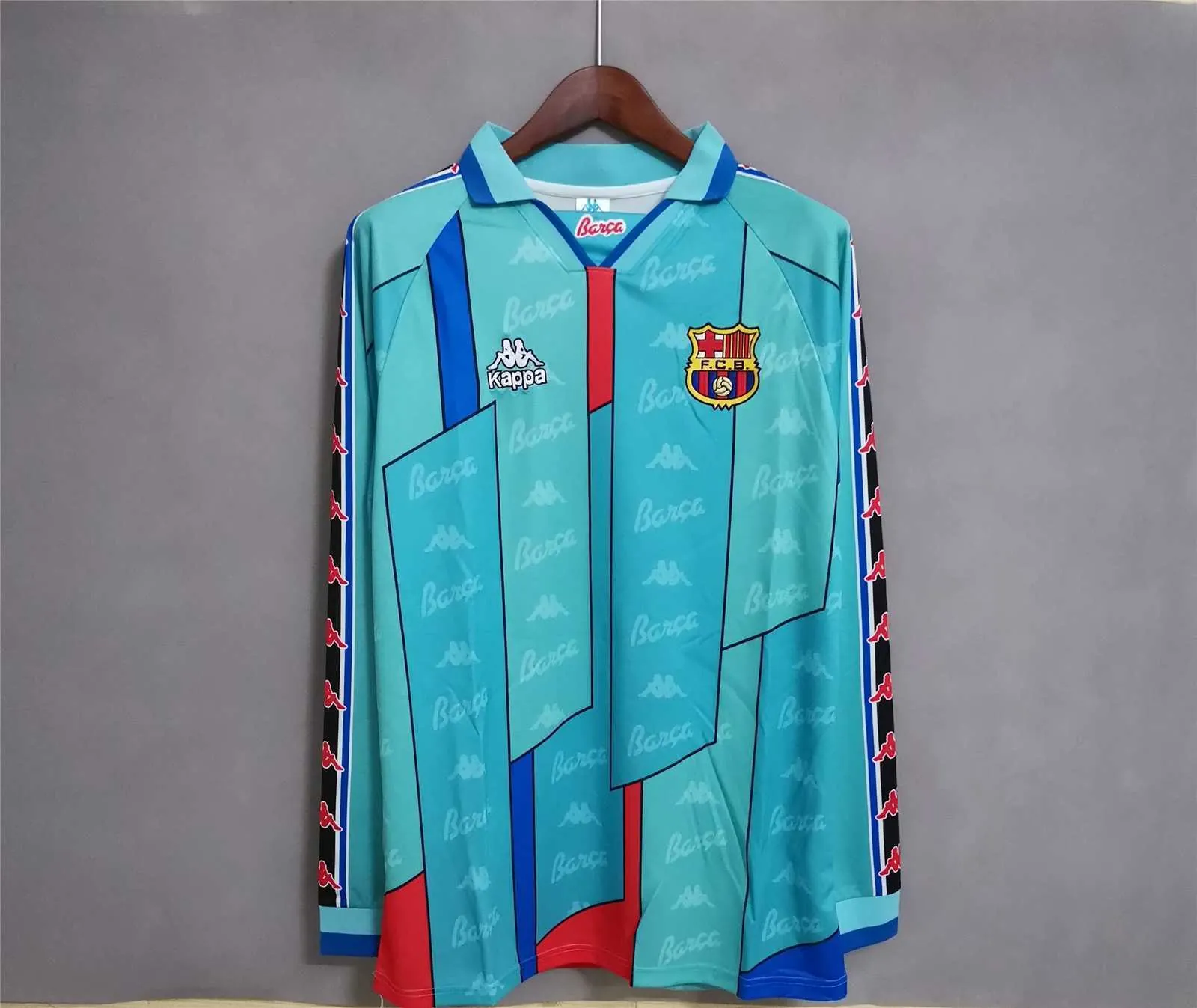 96-97 Barcelona away long sleeve 3