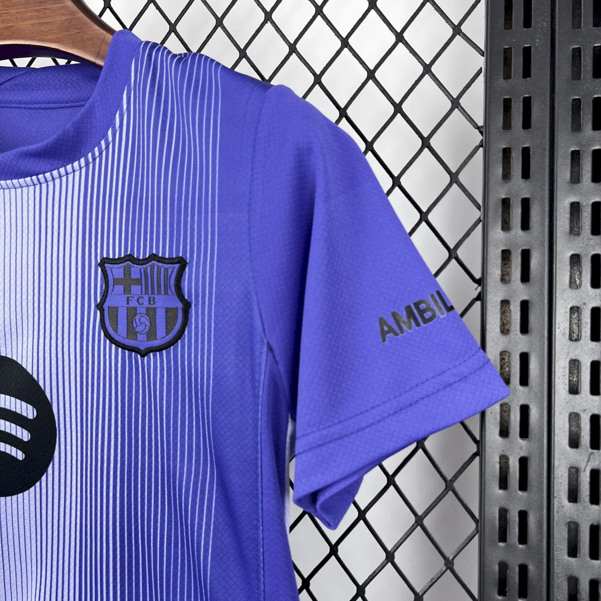 25-26 Kids Barcelona Goalkeeper Kit Youth Apparels Football AAAAJersey Dropship Yupoo 4