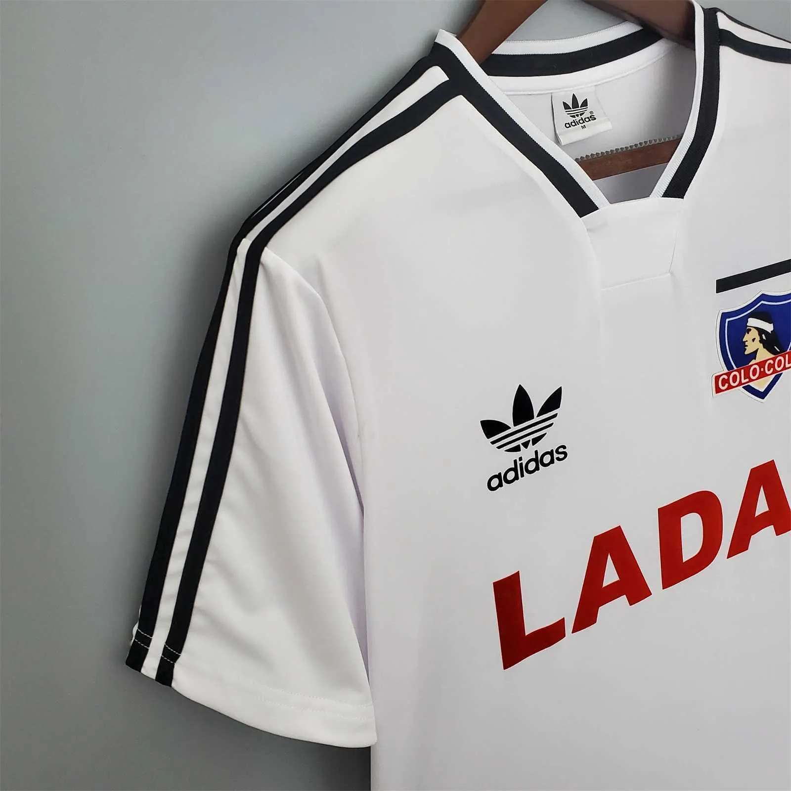 91 Colo-Colo home 4