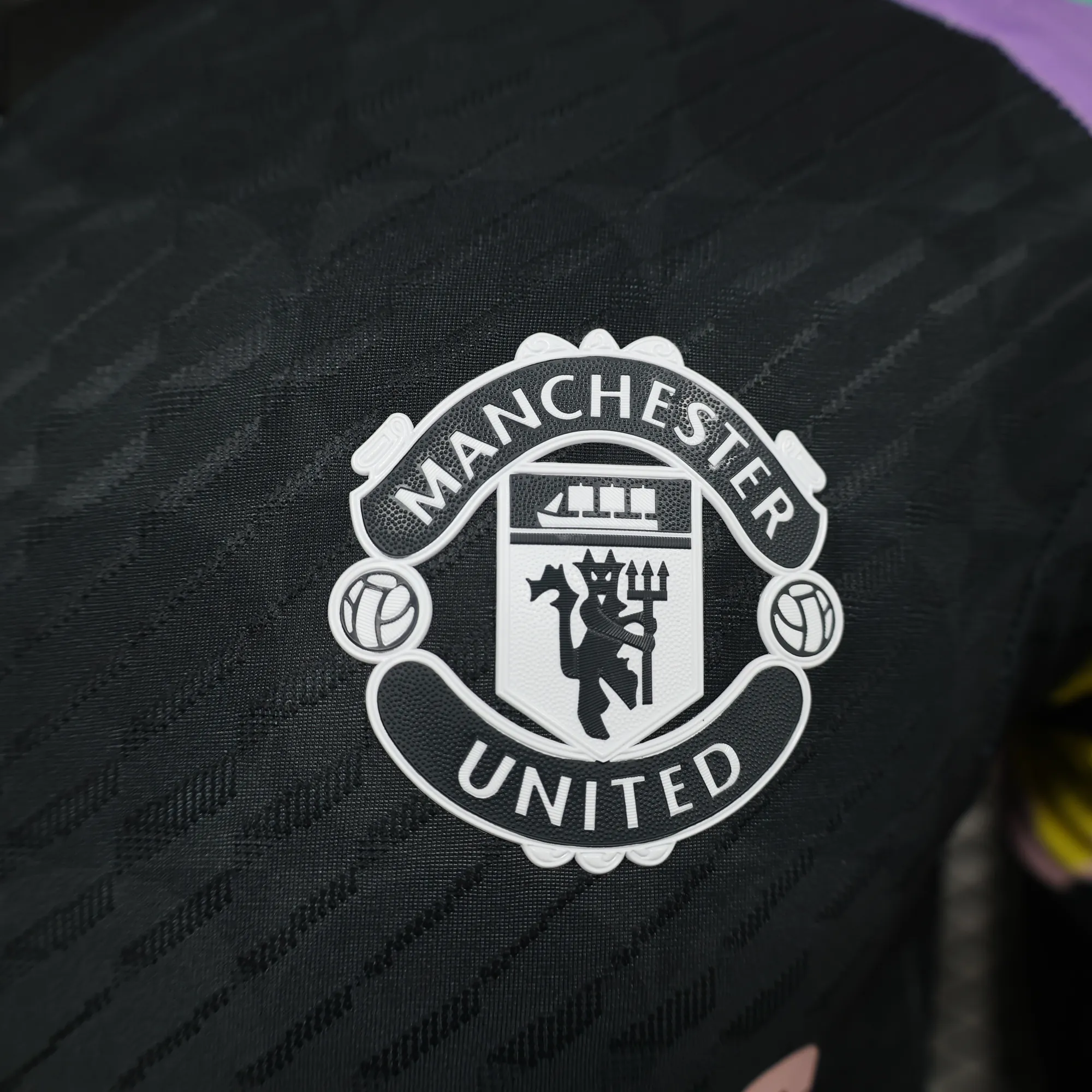 23-24 Manchester United pre-match player version jersey 3