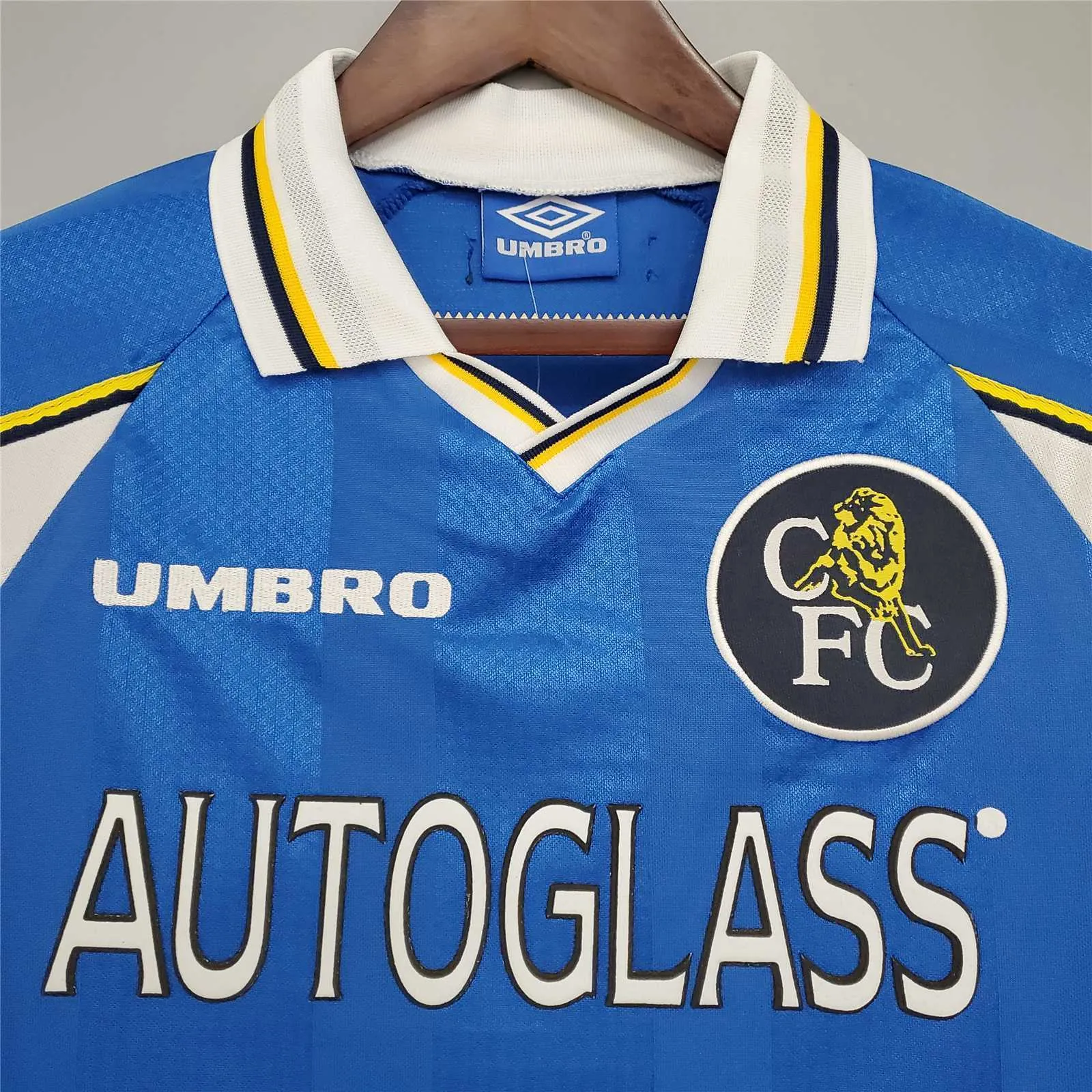 97-99 Chelsea home 5