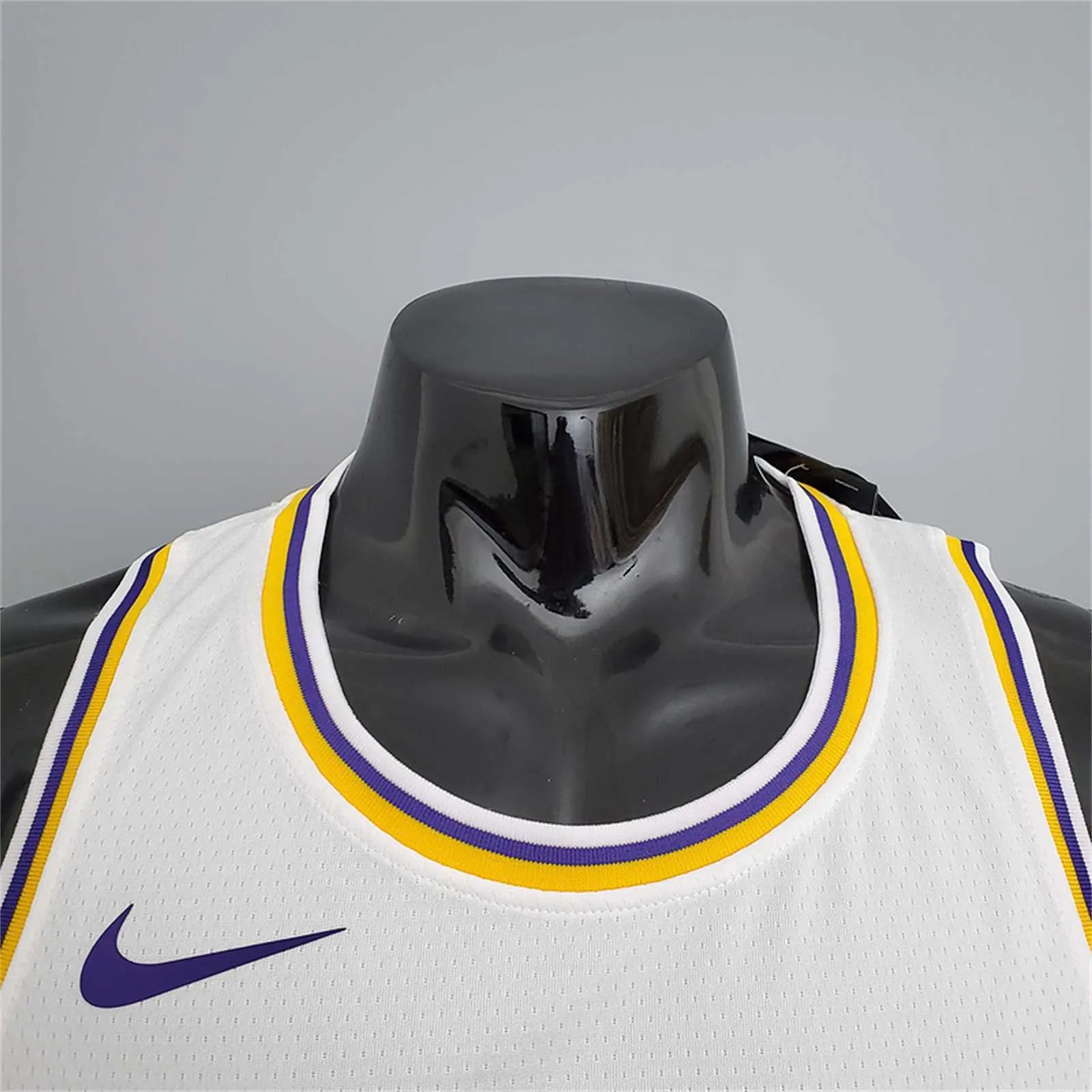 Lakers Howard#39 Crew Neck White 7