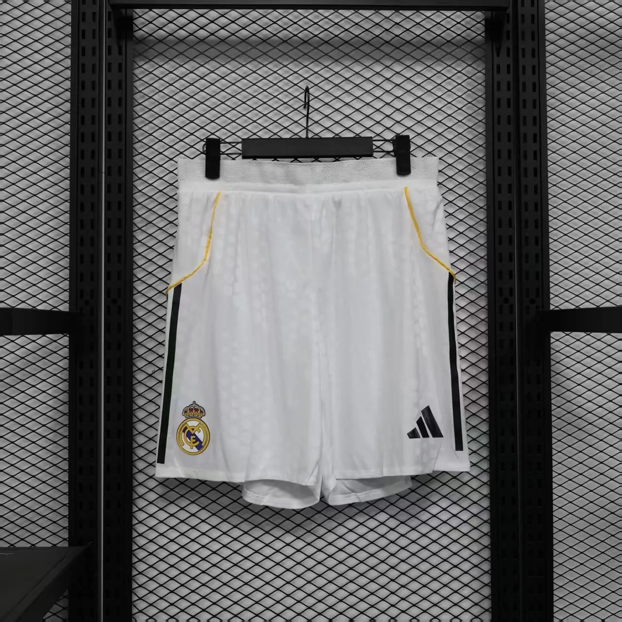 25-26 Real Madrid Home Player Version White Shorts AAAAJersey Wholesale Yupoo 8