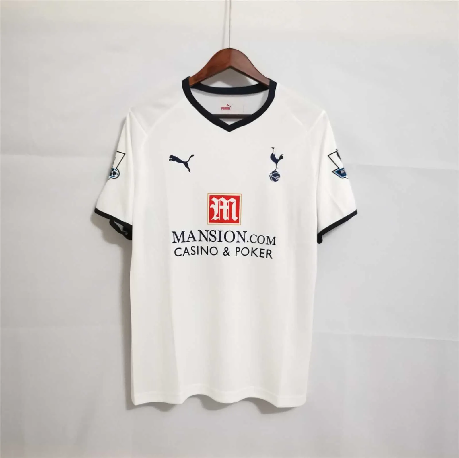 08-09 Tottenham Hotspur home 8