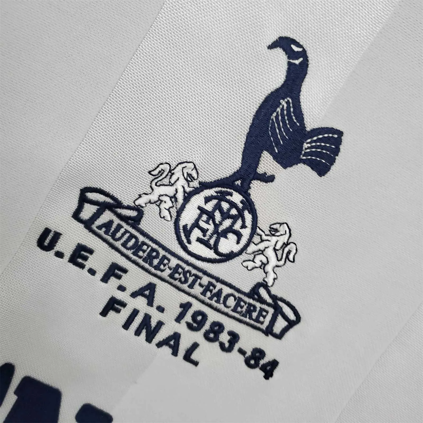 83-84 Tottenham Hotspur home 2