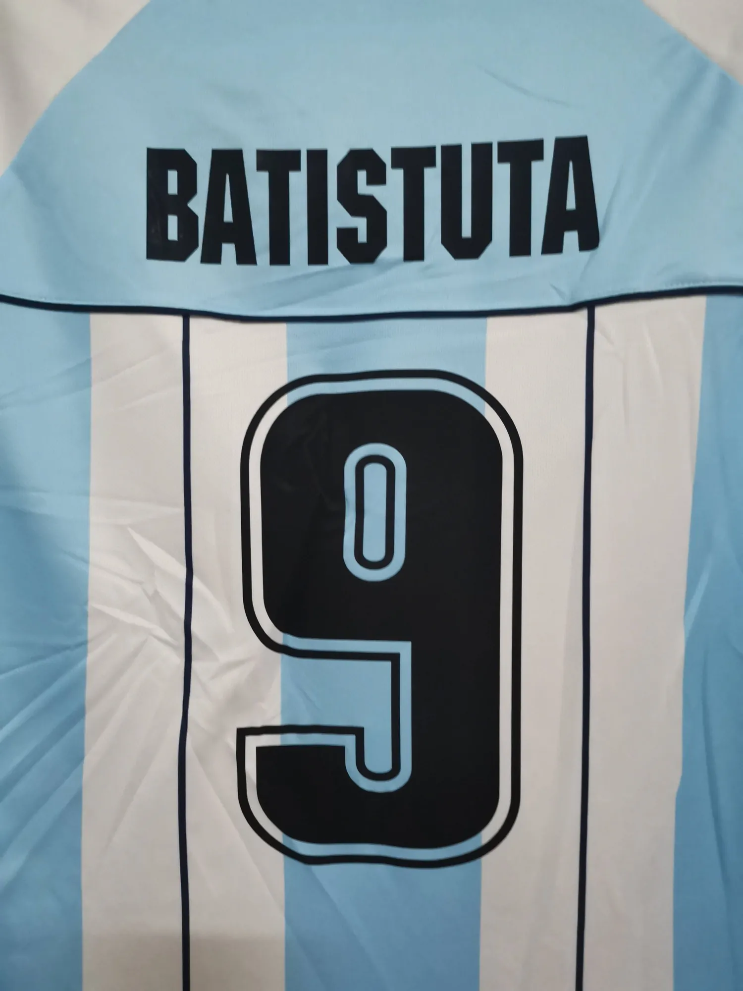 2000 Argentina home 3