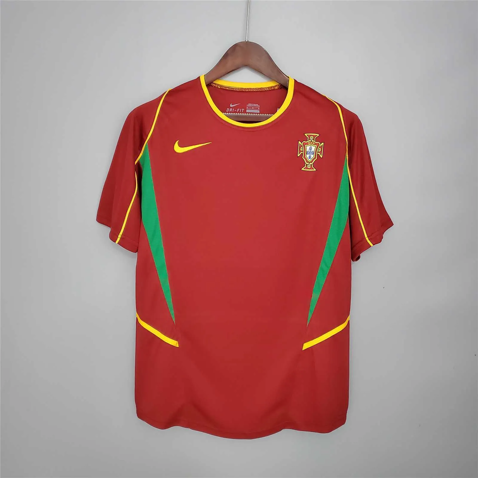 2002 Portugal home red 8