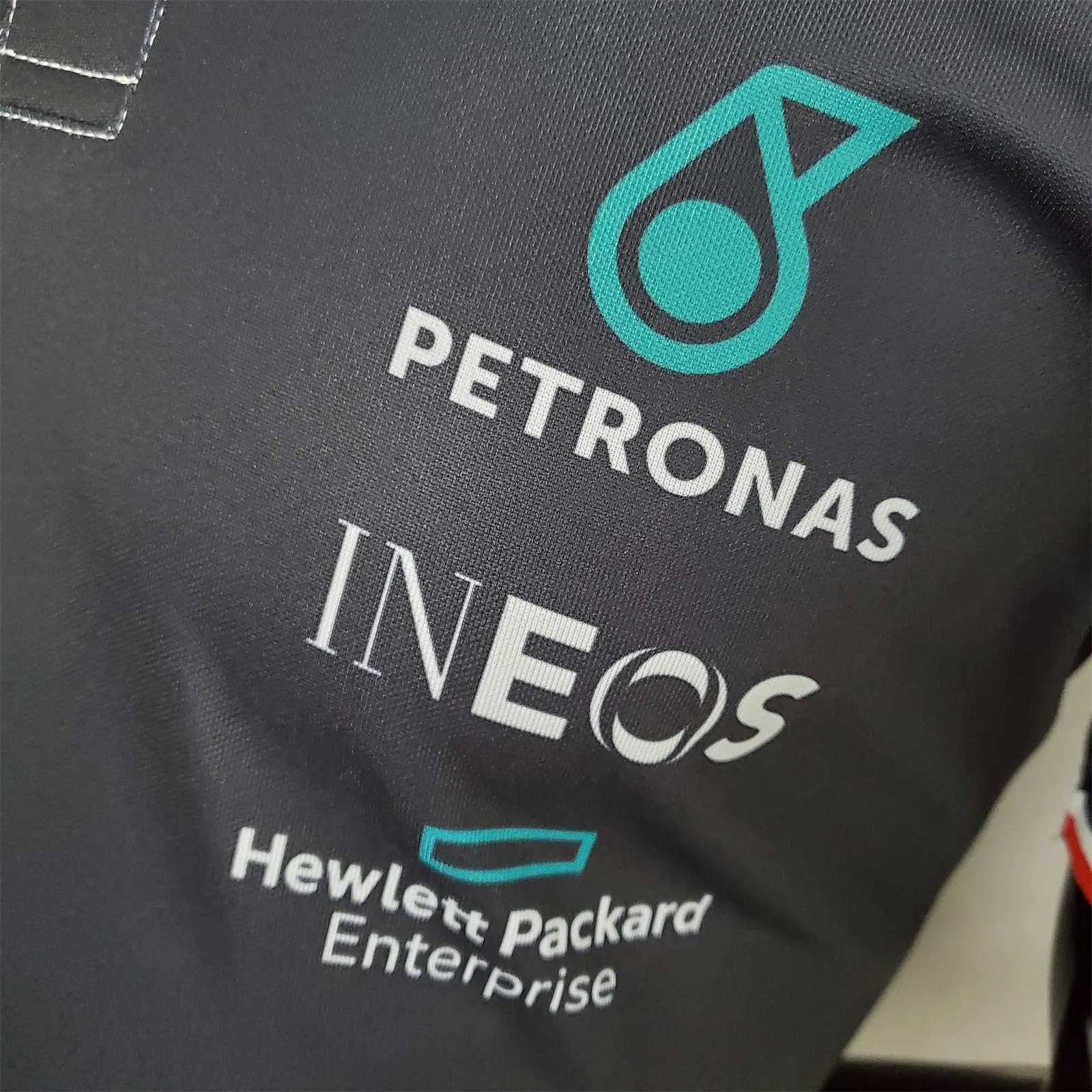 F1 Formula One 2022 Mercedes Polo 8