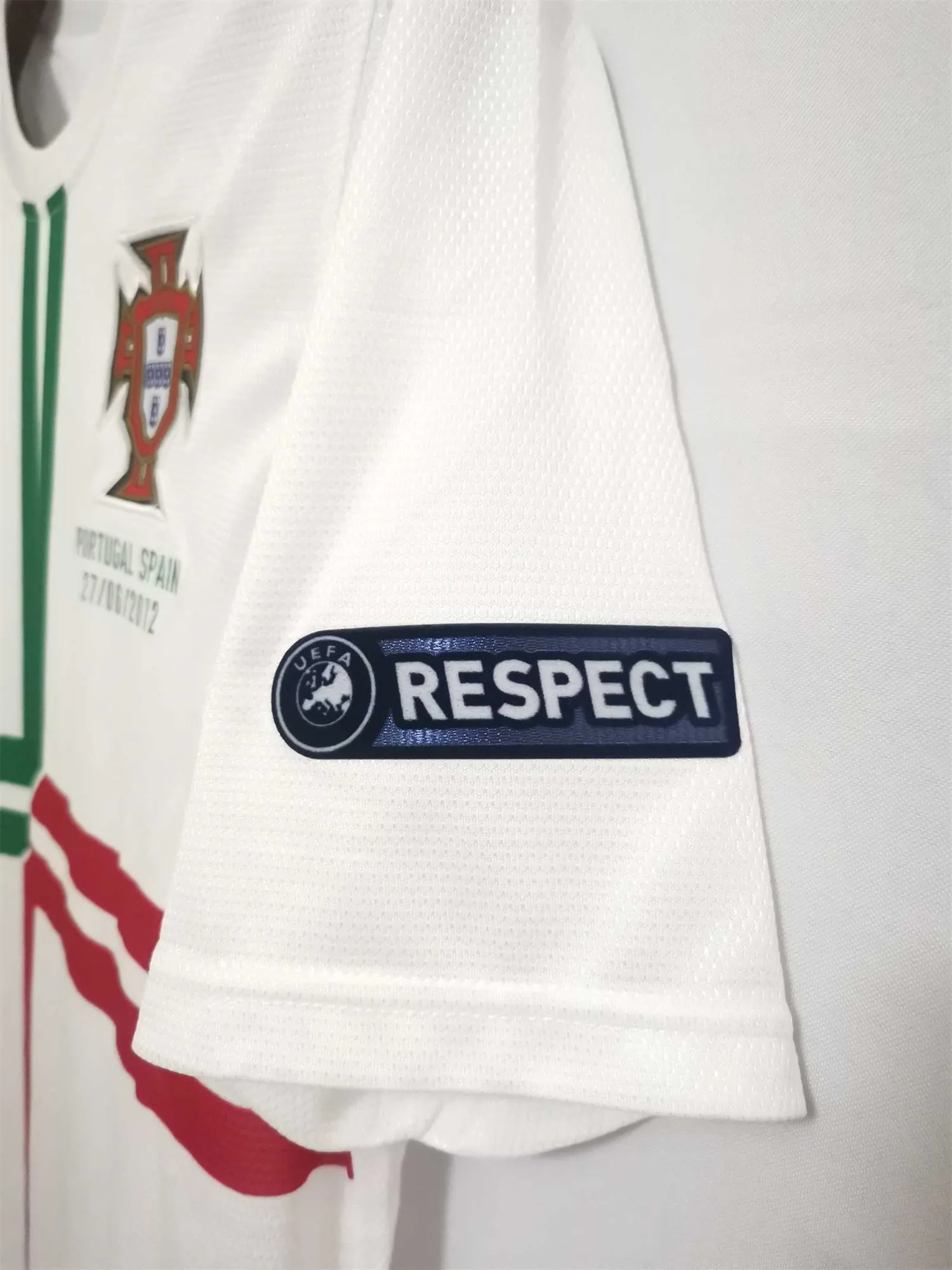2012 Portugal away white 19