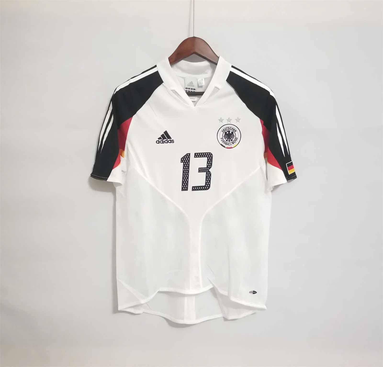 2004 Germany home white 12