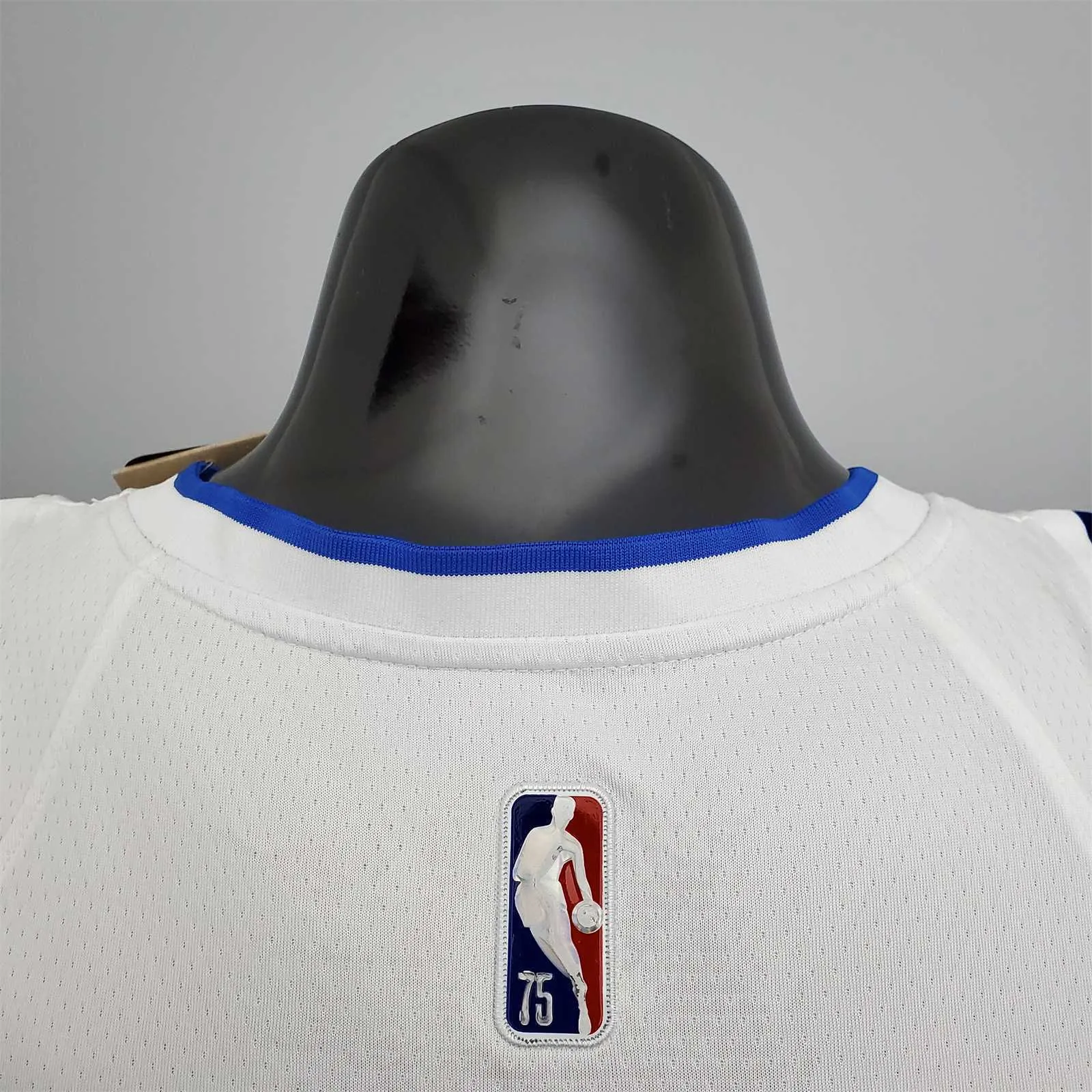 75th Anniversary Iverson #1 Pistons White 5