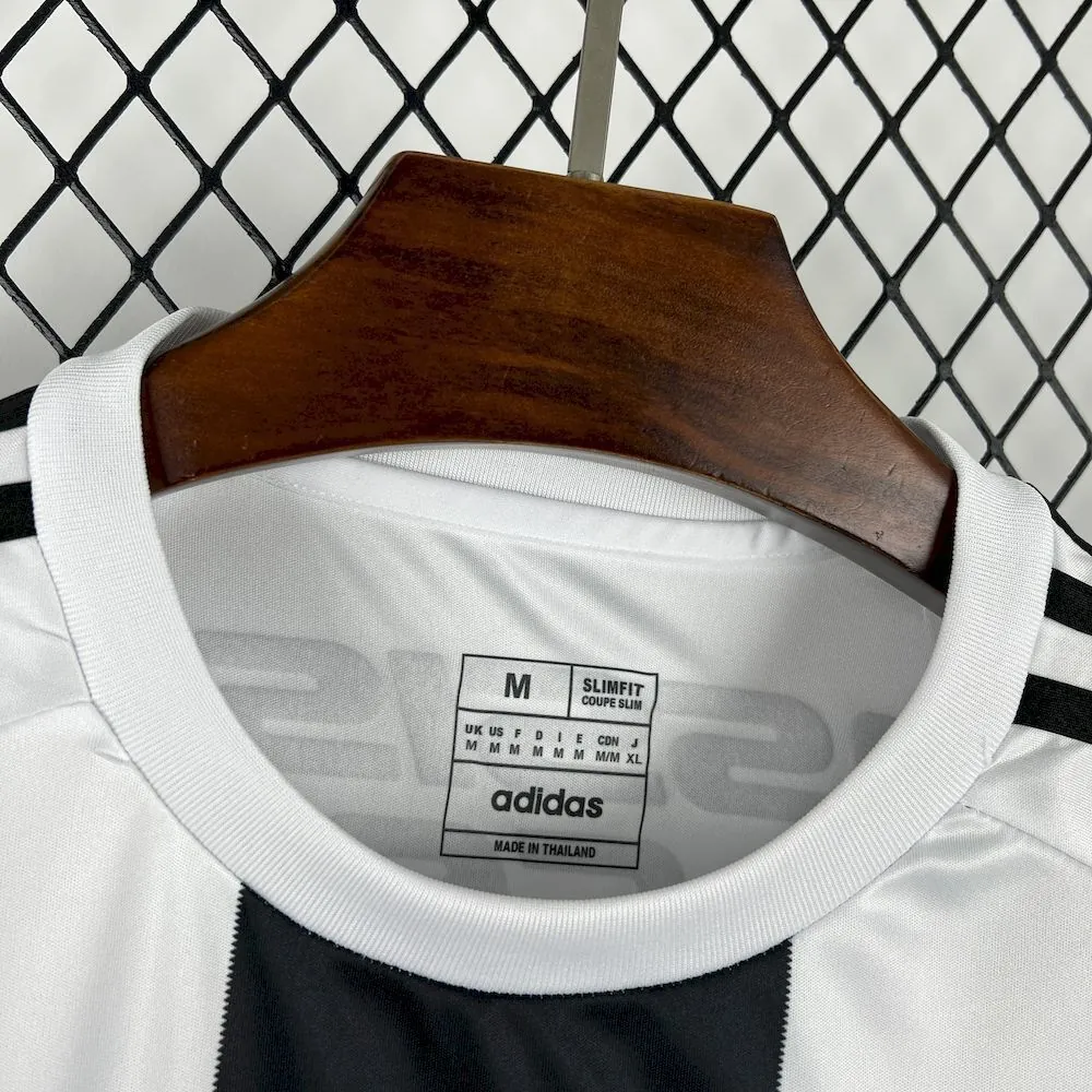 25-26 Colo Colo Special Cheap Soccer Shirt AAAAJerseys Yupoo 2