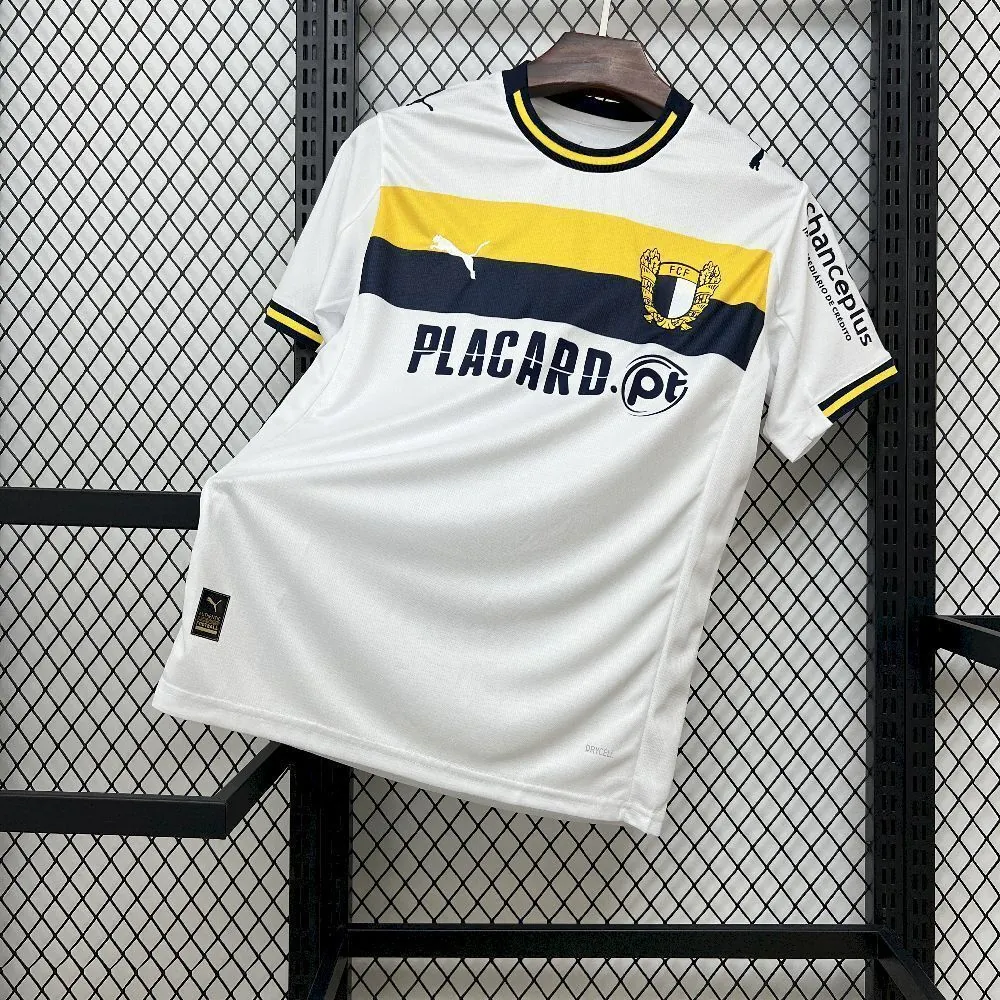 25-26 Famalicao Home Kit Football T-Shirt AAAAJersey Supply Yupoo 6
