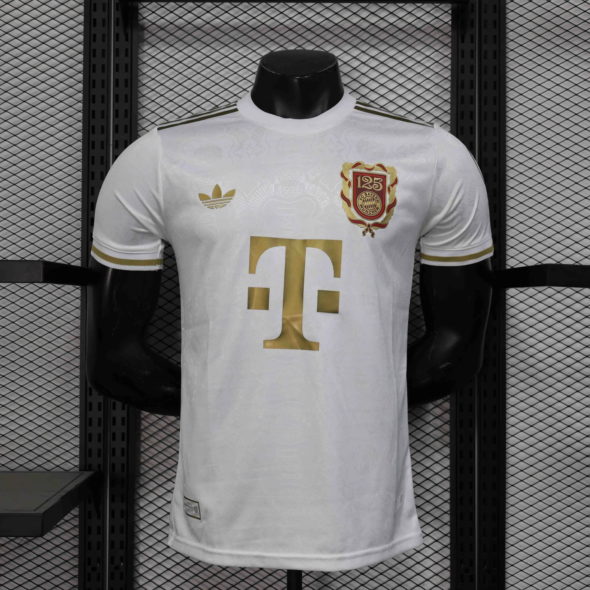 24-25 Bayern Munich 125th Anniversary White Special Edition Player Version AAAAJersey Dropship 4