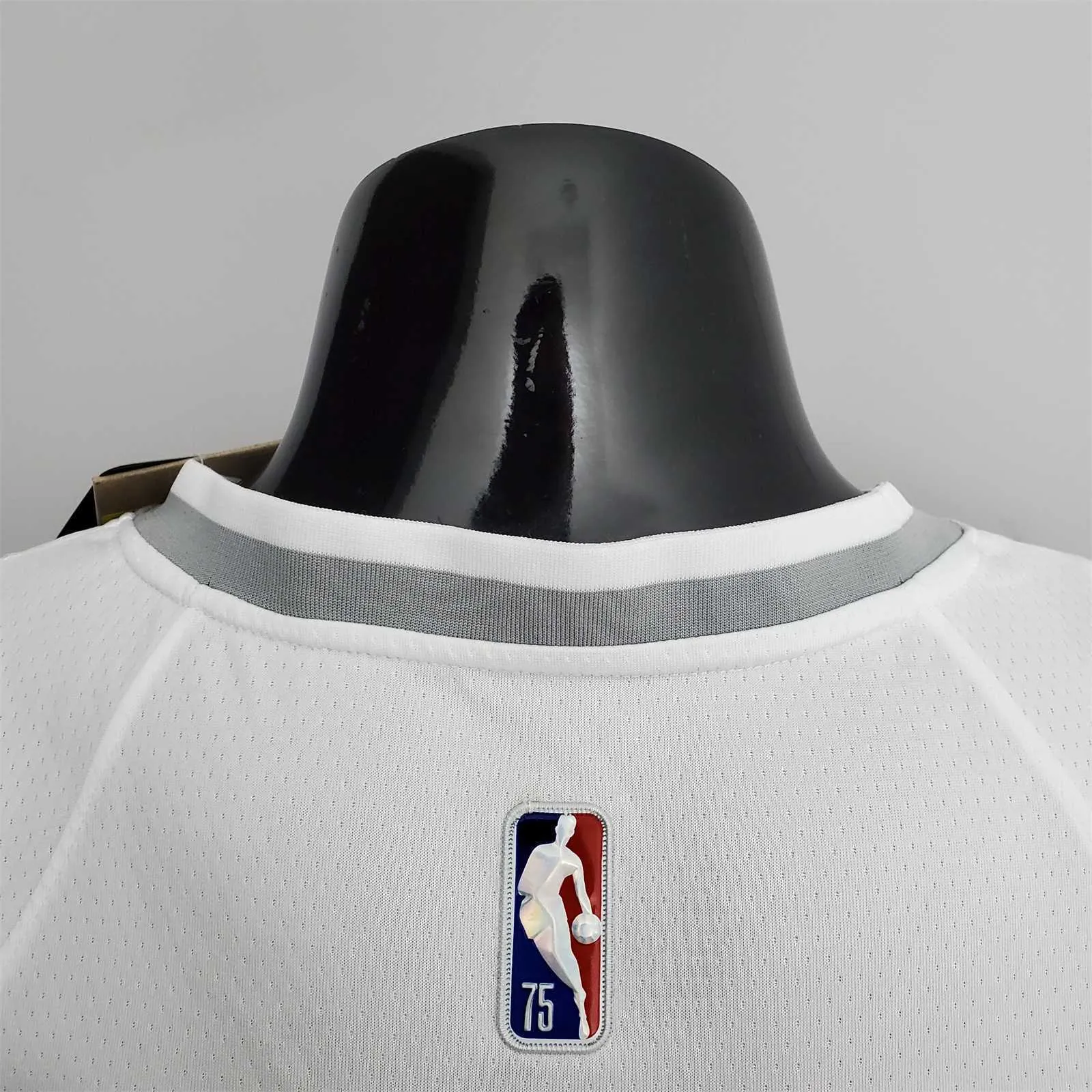 75th Anniversary 2202 Season Oklahoma City Thunder PAUL#3 City Edition White NBA Jersey 3