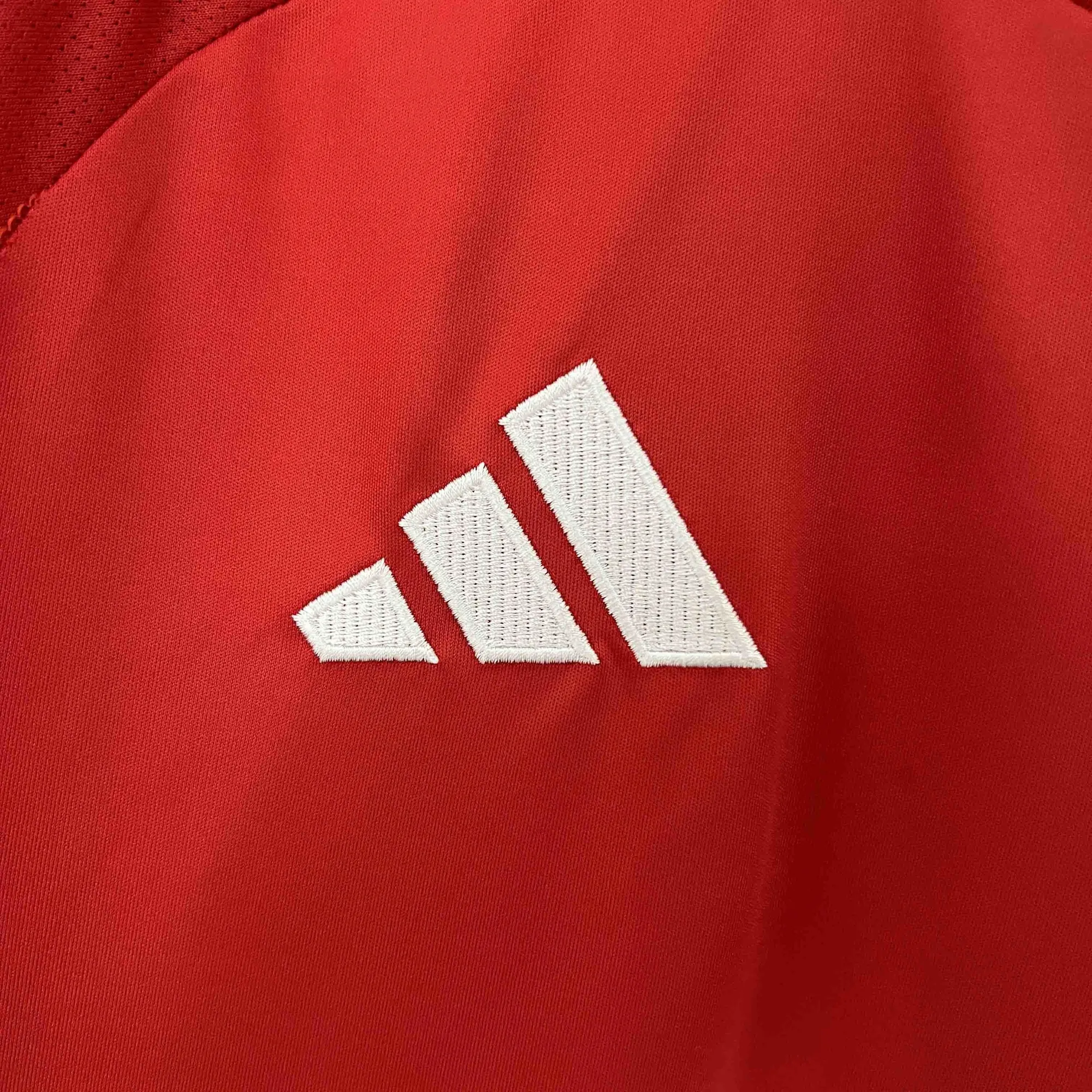 24-25 Manchester United Home Kit Soccer Uniform AAAAJersey Dropshiping Yupoo 1