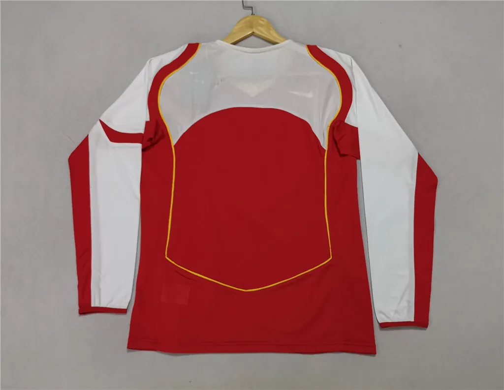 04-05 Arsenal home red long sleeve 5
